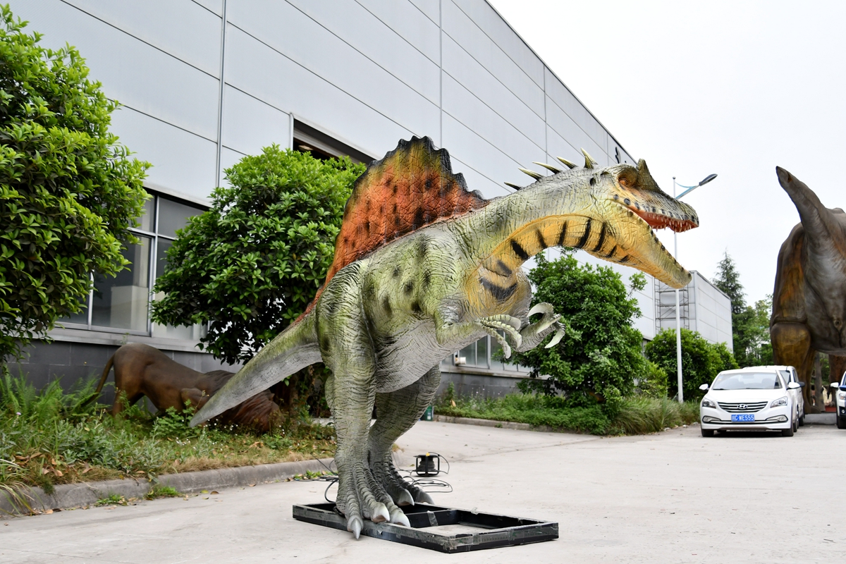 Animatronic Spinosaurus 01205